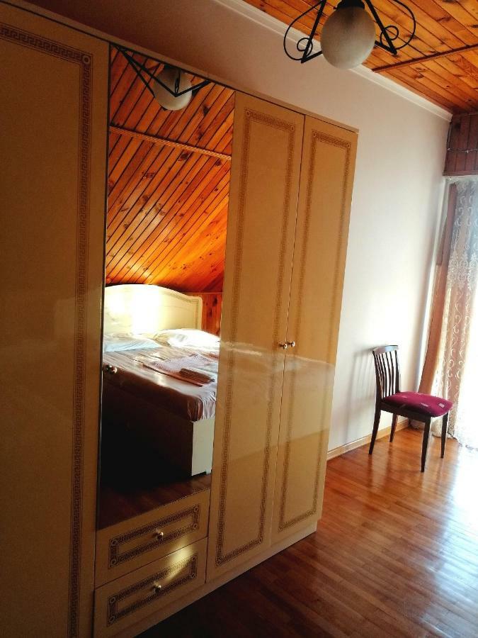 Hotel David Dali House à Batoumi Extérieur photo