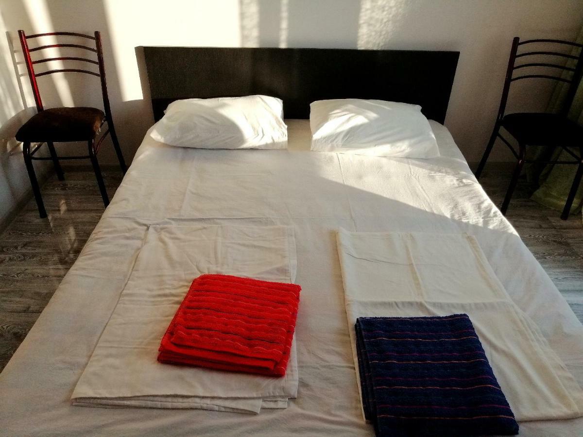 Hotel David Dali House à Batoumi Extérieur photo